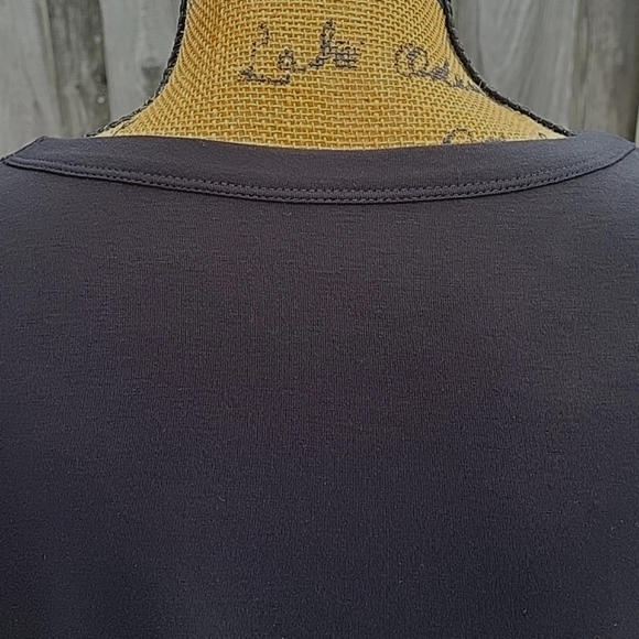 Women's Long Sleeve Top with Vented Sides - Picture 7 of 17